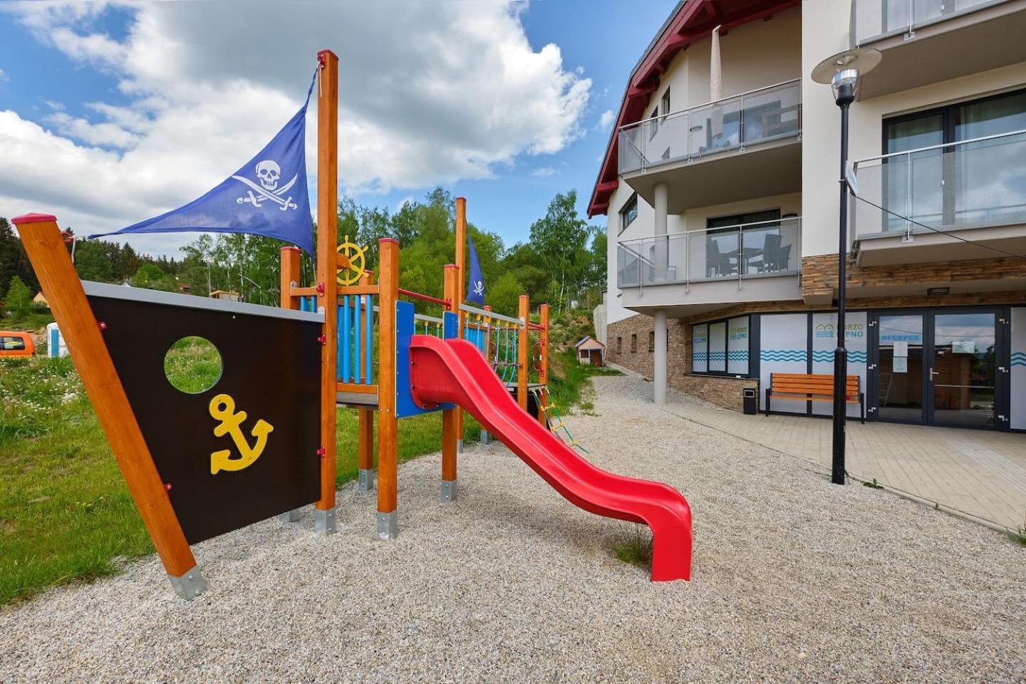 Charming And Quiet Apartment Lipno nad Vltavou Eksteriør billede